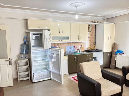 Çınarcık Merkezde Kiralık Eşyalı 2+1 Daire