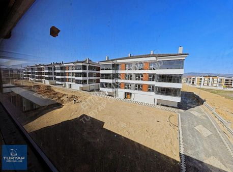 Turyap Söğütönün'den Yaşampark 2 Sitesinde Satılık 4+1 Daireler