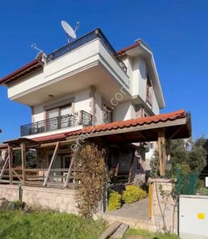 Dikili Kabakum / Sahile 190 Metre / Tribleks Taş Ev / 3 Banyolu