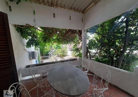 Arkent Emlak'tan Artur'da Satılık Denize Çok Yakın 60m2