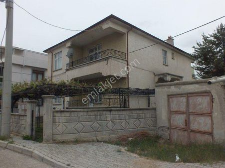 Karaman Gazidükkan Mahallesi 2 Katlı Satılık Müstakil Ev