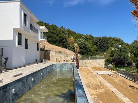 Muğla Ula Gökovada Havuzlu Kiralık Daire