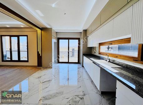 İldem Karşısı Geside 4+1 Bağımsız Ultra Lüx Satılık Villa