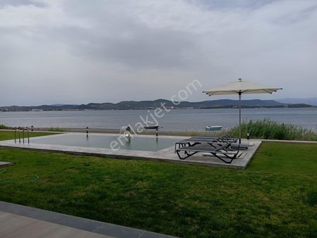 İzmir Urla Kalabak Denize Sıfır Lüx Villa