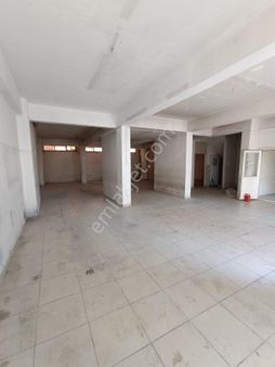 Hasanpaşa‘da 240 Metre² Düz Giriş Dükkan