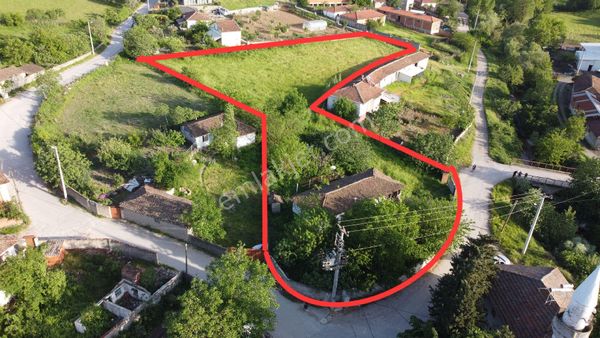 Gönen Hacıvelioba Mahallesin´de Satılık Müstakil Ev Ve Bahçe