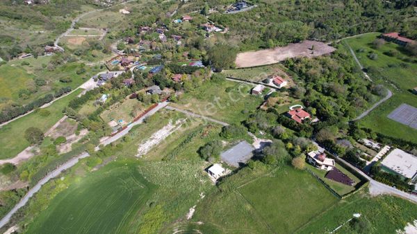 İstanbul Arnavutköy Doğa İle İç İçe Yatırımlık Arsa