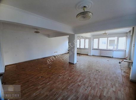 İsmail Şirinden Şehir Merkezinde Ara Kat 160m2 Ofis