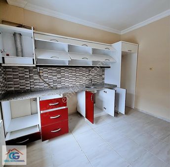 Gözel Gayrimenkulden Kartepe F.s.mehmet Mh.2katlı Mustakil