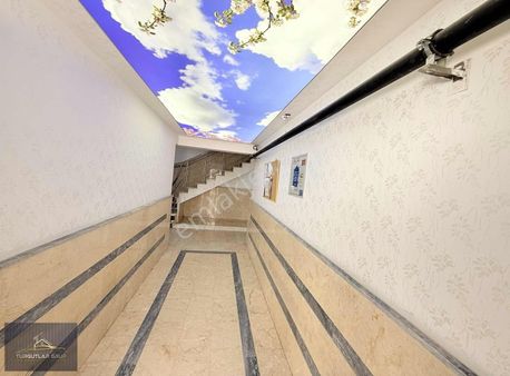 Turgutlardan 1.kat Yeni Bina Asansör İskan Yüksek Kredi İmk.!