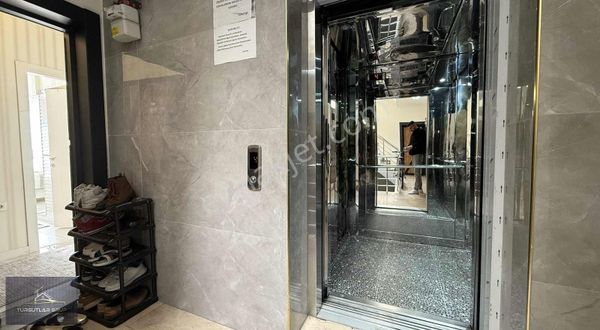 Turgutlardan Yeni Bina Arakat Asansör Manzaralı 3+1