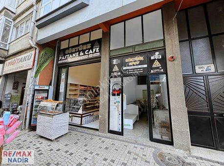 Remax Nadır Fatıh Caddesınde Kıracılı 130 M² Dükkan