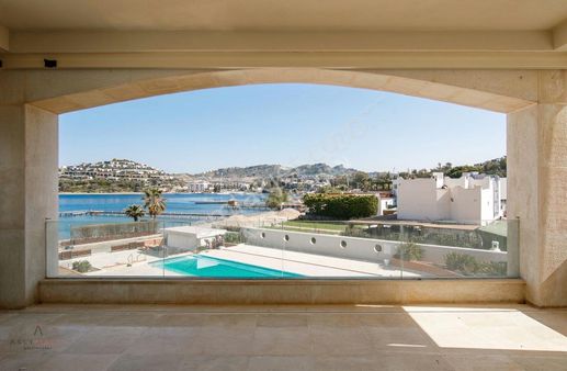 Yalıkavak Tilkicik Denıze Sıfır Plajlı Daire