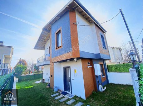 ╭╯hâl Group╰╮özenle Dizayn Edilmiş Bakımlı Ferah Bahçeli Villa