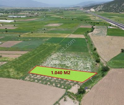 Korkuteli Yeşilyaylada Ypl Sorunu Olmayan 1040 M2 Tarla