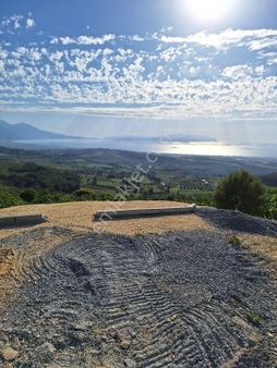 Satılık Tarla-samos Ve Kuşadası Manzaralı 55 M² Yola Cepheli Yaylaköy-kuşadası