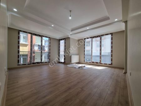 Bahçelievler Şirinevler Satılı Sıfır 3+1 Ara Kat Dairer. Vizyon