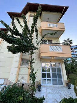 Alanya Payallar Satılık Tripleks Villa
