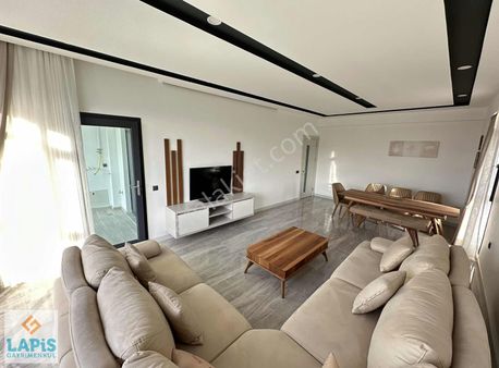 Merkezde-havuzlu-site İçi-yerden Isıtma-kapalı Ve Açık Garaj-