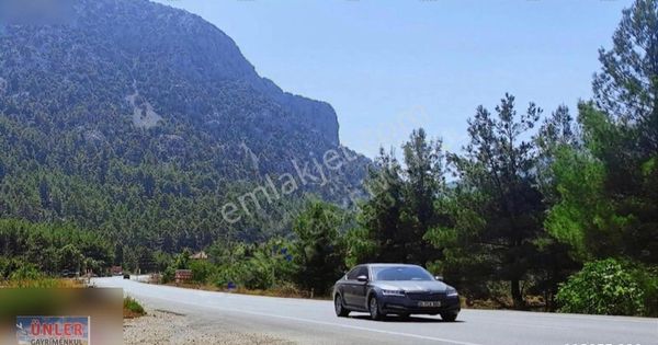 Akseki Dikmen Asfalta Sıfır 1796 Metrekare Elektrik Su Telefon