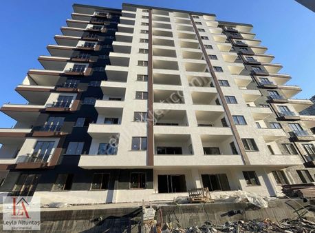 Kaşüstü Vadipark Sitesinde Satılık Sıfır 1+1 Daire