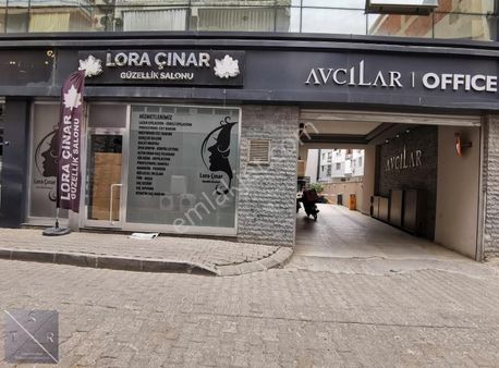 Bayraklı Sgk Yanı Avcılar İş Merkezi Altında 50m² Satılık İşyeri