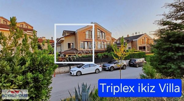 Demirci'de Satılık 240m2 Trıplex Villa 4,5+1