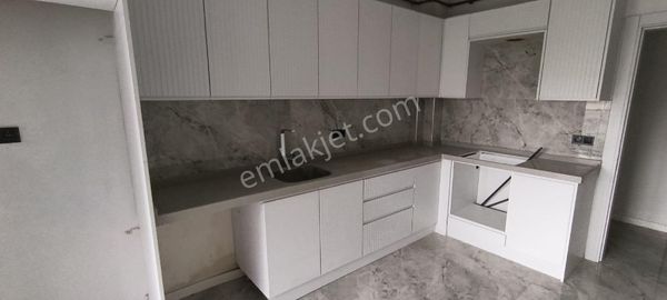 Calışkandan Çakmak Mah Satilik Daire 3+1