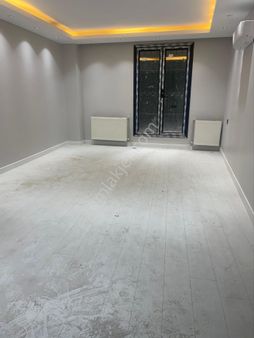 Tiamo’dan Sıfır Darphaneye Yakın Bahçe Katı 2+1 90m Kombili