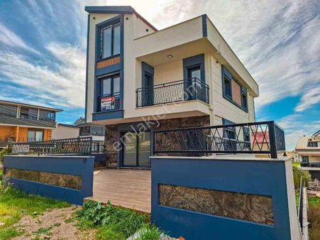 Dıdım Hısar Mahallesı'nde Eşsız Denız Manzaralı, Genış Ve Lüks Vılla