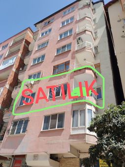 Denizli Merkez Atatürk Caddesi Anayol'da Gazallı Camii Karşısı Arakat Daire