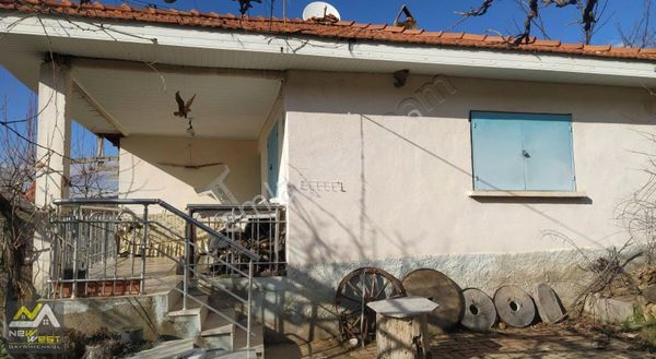 Uşak Paşacıoğlu Karaçayır Mh'de İçinde Konutu Olan 5058m2 Bahçe