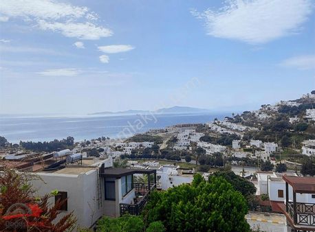 Doğuş Emlak'tan Full Deniz Manzaralı 3+1 Tripleks Müstakil Villa