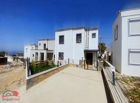 Doğuş Emlak'tan Full Deniz Manzaralı 3+1 Müstakil Dubleks Villa