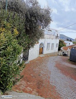 Bodrum Merkez De Sahile 500 M Çatıdan Kale Manzarali