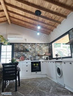 Acil İçinde Ev Olan Satılık Arsa