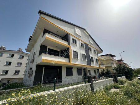 Didim Efelerde Asansörlü-otoparklı Binada Satılık 2+ Arakat Yeni Daireler
