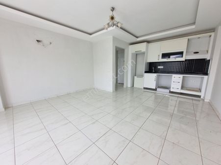 Mahmutlar Mahallesi'nde Site İçerisinde Satılık 1+1 Daire