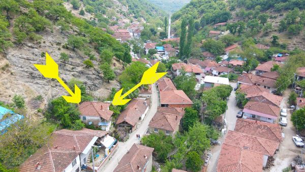 Doğa İçinde Köy Hayatı Arayanlara Satılık Orjinal Köy Evi