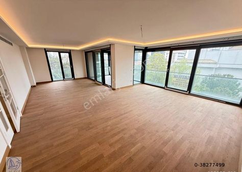 Yelken'den Suadiye Bağdat'a 2.binada 250m2 4,5+1 Mega Lüks Sıfır