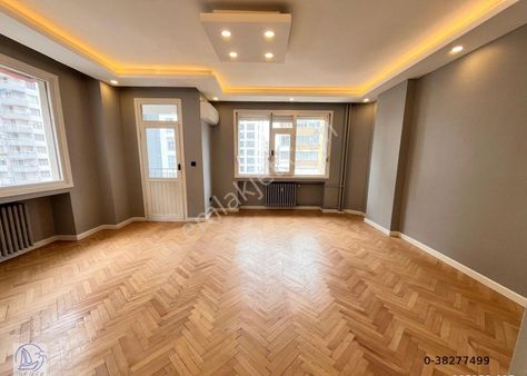 Yelken'den Caddebostan Sahil'de 3+1 Balkonlu Genç Bina