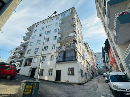 Tırpan Gayrimenkulden Ömerbey Mah.2+1 Arakat Deniz Manzaralı Satılık Daire