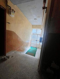 Güllük Mahallesinde Satılık 3+1