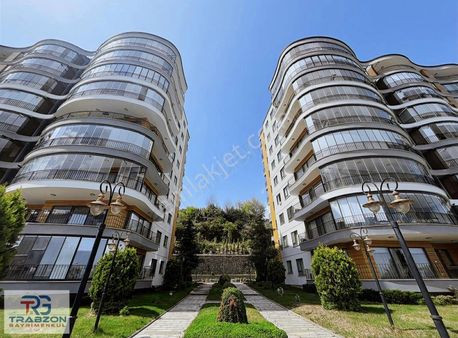 Yalıncak Teras 1 De Satılık Lüx 3+1 Daire