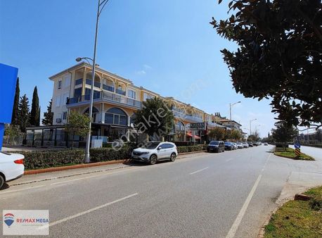 Döşemealtı Atatürk Caddesi'nde Kurumsal Kiracılı Satılık Dükkan