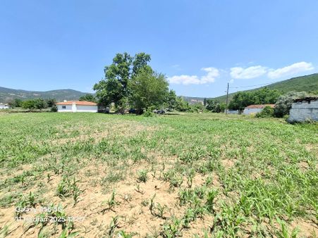 Muğla Merkeze 5dk Mesafesinde Köy Yerleşim Alanında Arazi