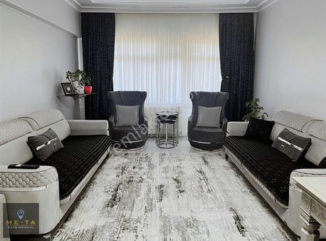 Me-ta Gayrimenkul'den Cumhuriyet Mah. 3+1 Satılık Daire