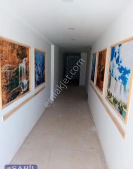 Davutlar Merkezi Lokasyonda, Bahçe Keyfi Sunan 2+1 Bahçe Katı