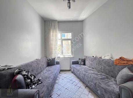 Taksim'e Çok Yakın Satılık 2+1 Fırsat Daire Acıbadem Hst Yanı