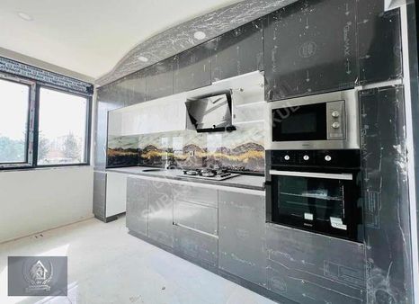 Fevzi Çakmak Havuzlu Lüx Site İçi Katta 3+1 145m2 Daire